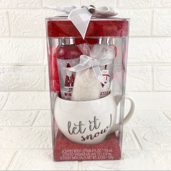 Other - Let It Snow Christmas Mug Lotion Shower Gel Gift